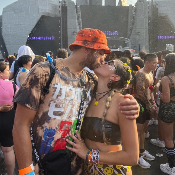 Meet your Posher, Sophia - Picture 7 of 12